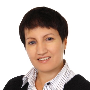 Овчинникова Лариса Адиповна